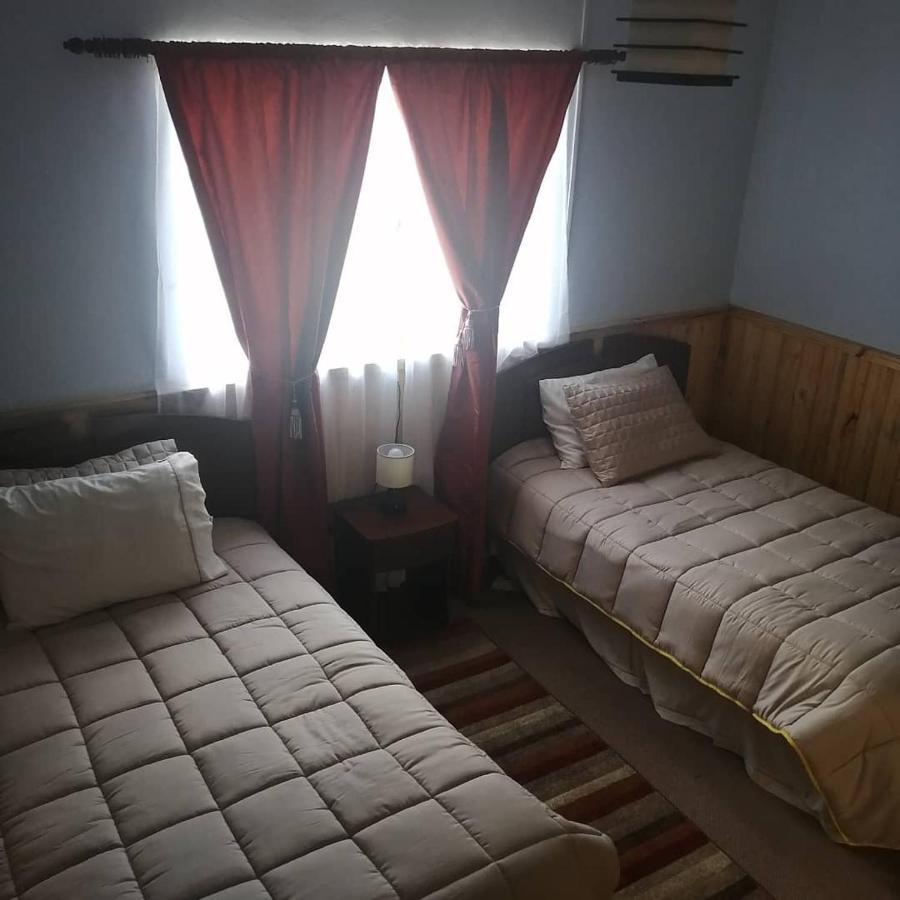 Hostal Y Cabanas Vientos Del Sur Puerto Ingeniero Ibanez Exteriör bild