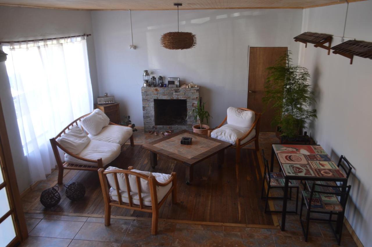 Hostal Y Cabanas Vientos Del Sur Puerto Ingeniero Ibanez Exteriör bild