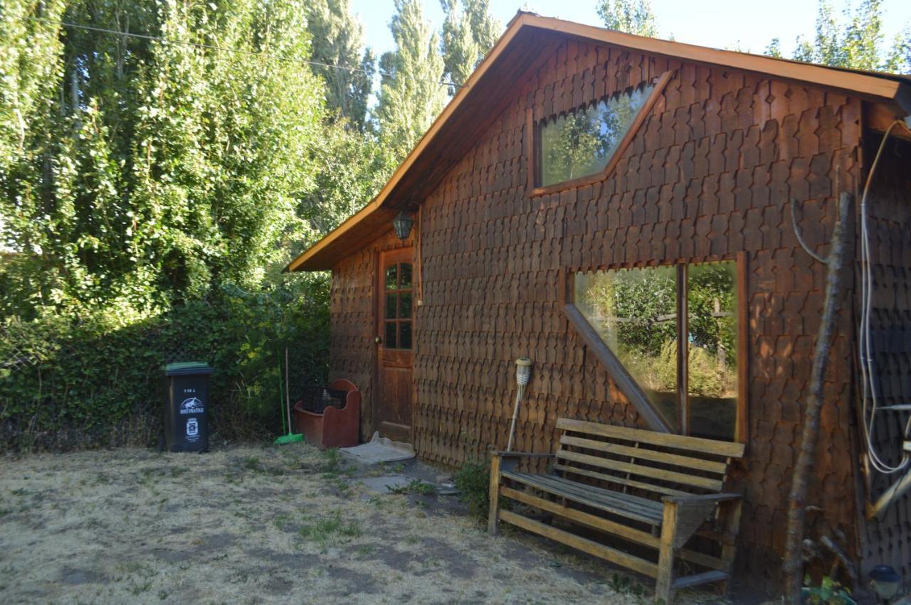 Hostal Y Cabanas Vientos Del Sur Puerto Ingeniero Ibanez Exteriör bild
